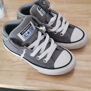 Boys Grey Mid Converse in very good condition